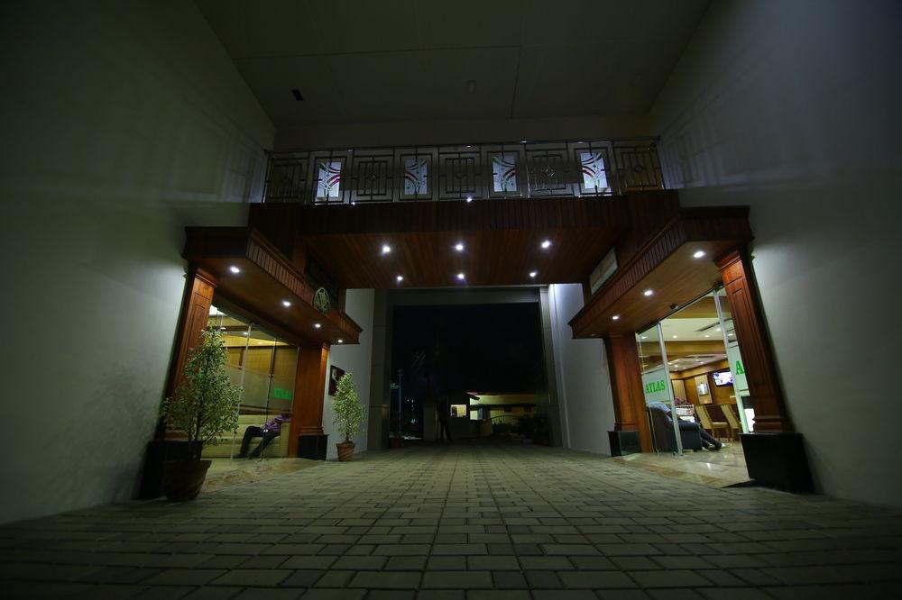 Atlas Airport Hotel Apartment Nedumbassery Eksteriør bilde
