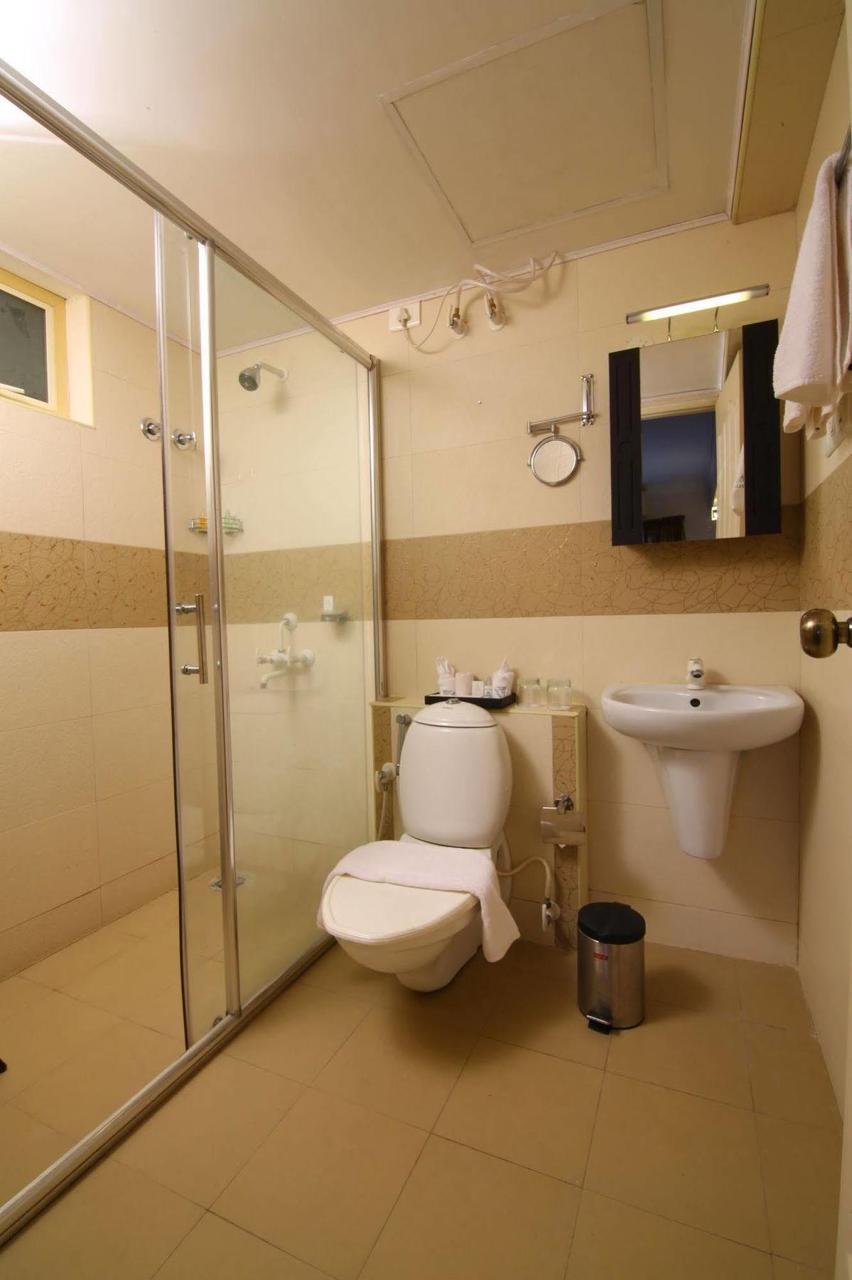 Atlas Airport Hotel Apartment Nedumbassery Eksteriør bilde